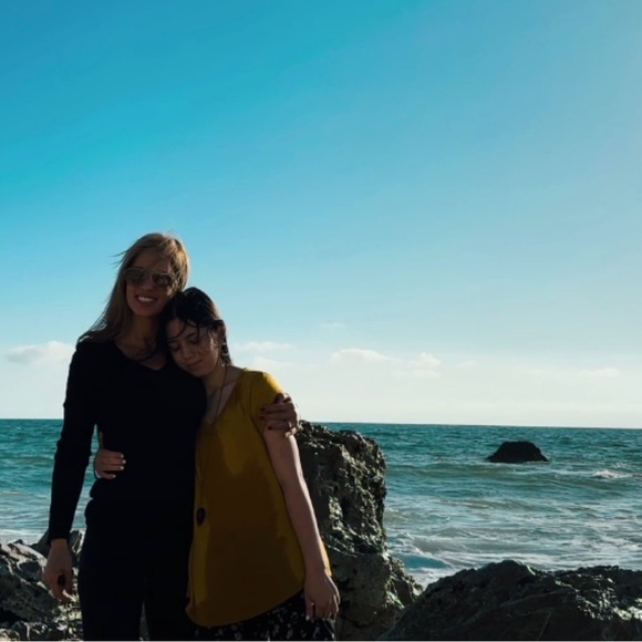 Thank you all for sharing ❤️, I’m returning the Love Always 🌷💕💕 Andy 💕💕🌷 - Picture 4 of 6